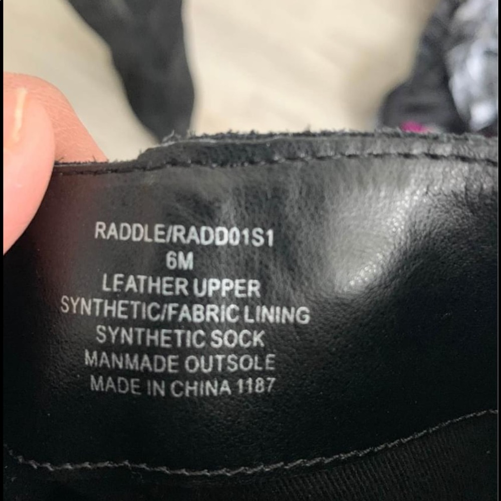 STEVE MADDEN Raddle Boots - Picture 10 of 11